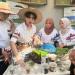 سفير كمبوديا يتفقد معرض "ديارنا زهور الربيع" بحضور أفراد الجالية في مصر - عرب فايف