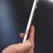 "iPhone 17 Air" قد يكون أنحف آيفون حتى مع غطاء الحماية - عرب فايف