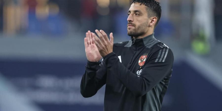 طاهر محمد طاهر.. أهلاوي يتحدث الفرنسية كأنه مولود في باريس - عرب فايف