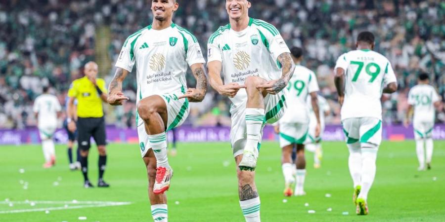 الأهلي يكتفي بثلاثية أمام بوريرام ويتأهل لنصف نهائي آسيوية النخبة - عرب فايف