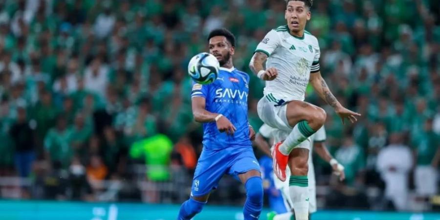 الكشف عن قائمة أجانب الأهلي أمام الهلال.. فريق كامل  - عرب فايف
