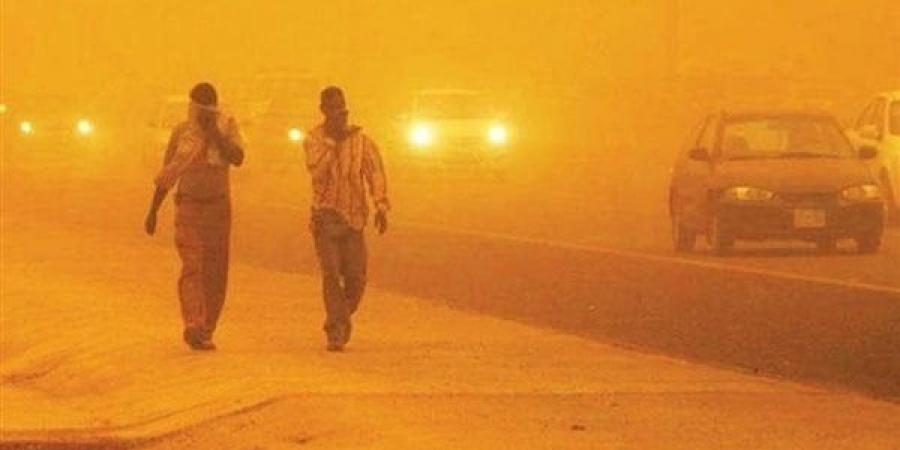 عاصفة ترابية عنيفة.. «الأرصاد» تحذر من حالة الطقس اليوم بسبب المنخفض الخماسيني - عرب فايف