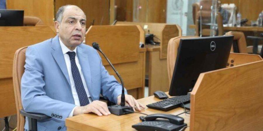 محافظ المنيا يعلن حالة التأهب القصوى لمواجهة العاصفة الترابية - عرب فايف