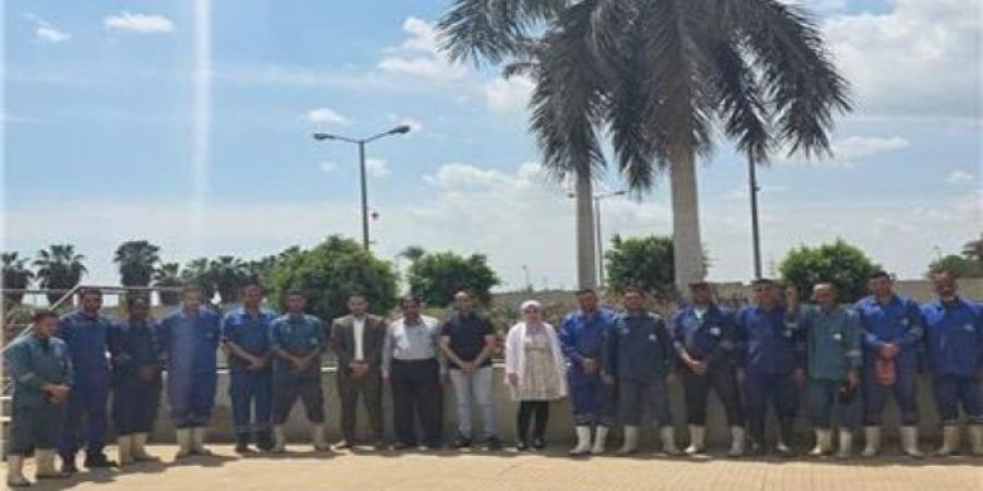 رئيس مياه المنوفية: لا ندخر جهدًا في دعم العمال وتقديم كافة أوجه الرعاية لهم - عرب فايف