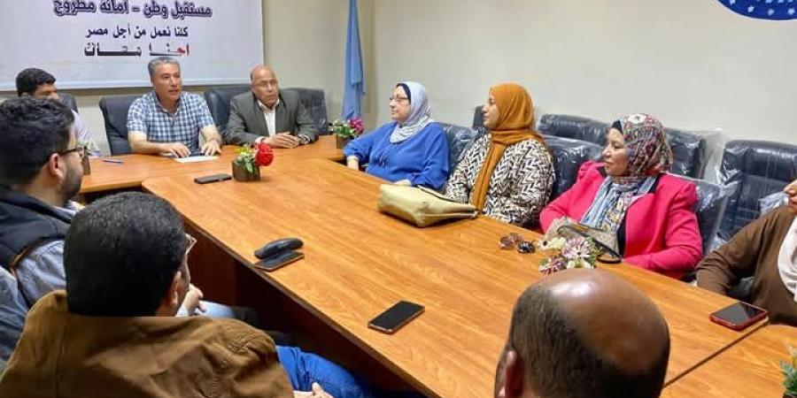 صحة مستقل وطن مطروح تبحث إطلاق عدد من المبادرات والقوافل الطبية - عرب فايف