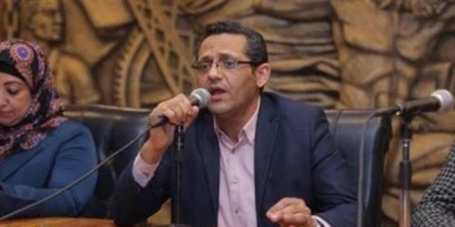 خالد البلشي يسجل فى كشوف الجمعية العمومية لنقابة الصحفيين - عرب فايف