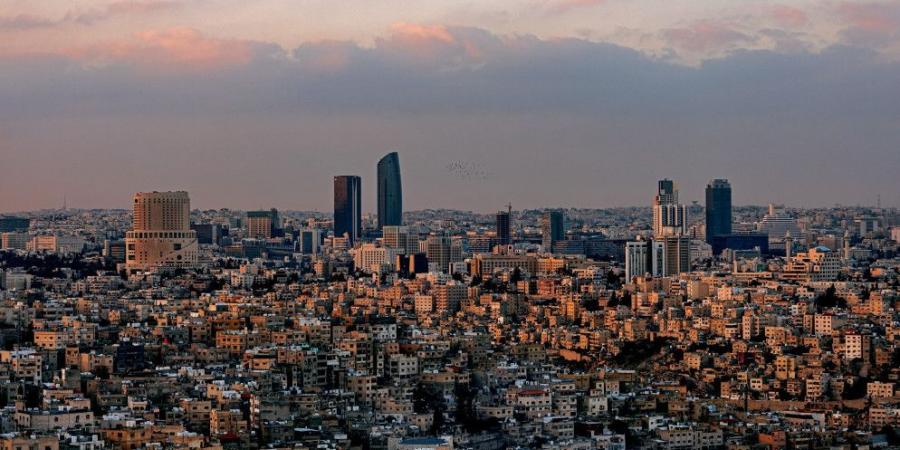 %28.8 نسبة إنجاز أولويات رؤية التحديث الاقتصادي للأعوام (2023-2025) - عرب فايف