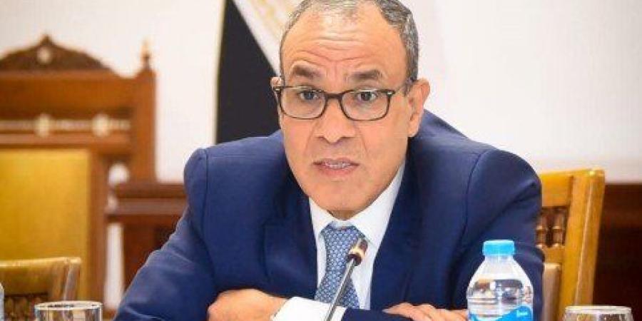وزير الخارجية المصري يدين غارات الاحتلال الإسرائيلي على المنطقة المجاورة للقصر الرئاسي بدمشق - عرب فايف