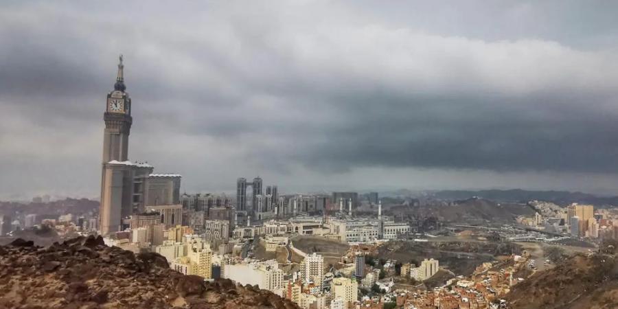 البيئة: مكة الأعلى هطولًا للأمطار بـ 17,6 ملم ضمن 7 مناطق - عرب فايف