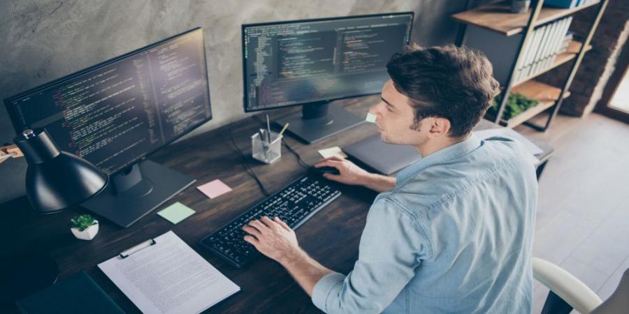 500 شركة تؤكد مشاركتها في اليوم الوطني للتشغيل الثلاثاء - عرب فايف