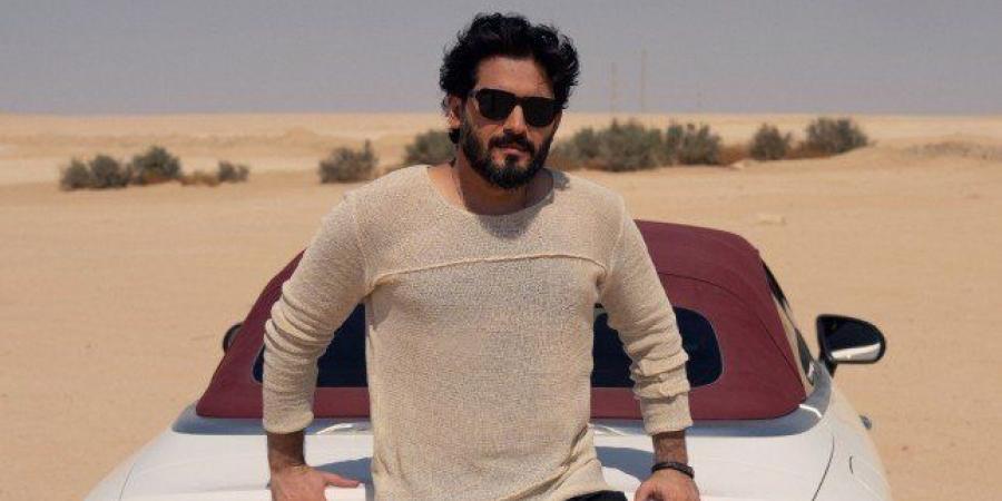 أحمد زعيم ينافس بميني ألبوم جديد ويتعاون مع الكينج وراغب ولطيفة وآمال وإليسا ونيكول - عرب فايف