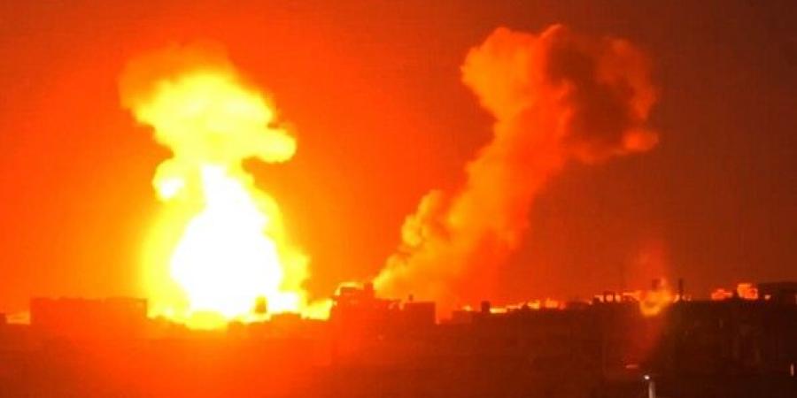 "وفا": مقتل 51 فلسطينيًا على الأقل وإصابة آخرين بالغارات الإسرائيلية على غزة منذ فجر الجمعة - عرب فايف