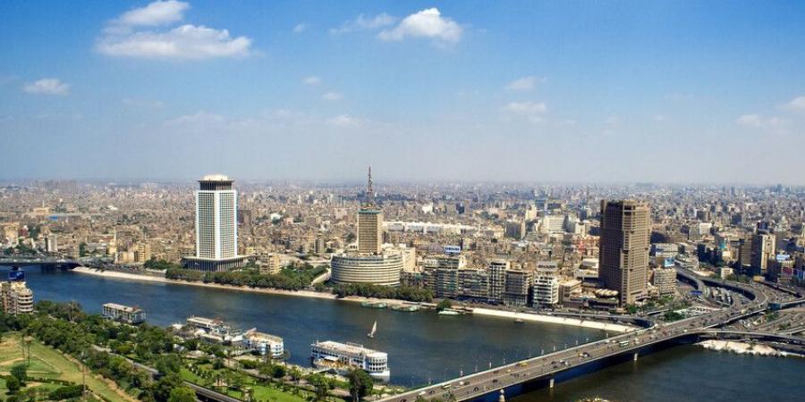 مصر.. فتاة أجنبية تتسبب في أزمة والسلطات تتدخل - عرب فايف