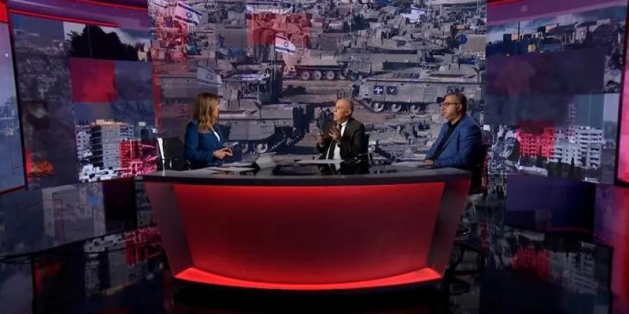 محللون: نتنياهو يخطط لاحتلال غزة دون تحمل مسؤولية سكانها - عرب فايف