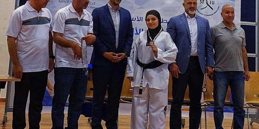 جامعة الشرق الأوسط تحقّق نتائج مشرّفة في بطولة التايكواندو للجامعات الأردنية - عرب فايف