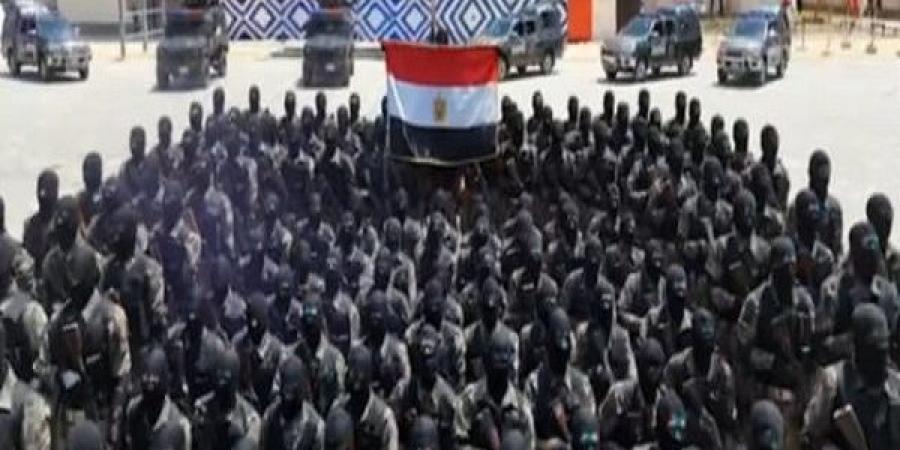 بالفيديو .. احتفالية إنتهاء فترة التدريب الأساسية لطلبة معاهد معاوني الأمن - عرب فايف
