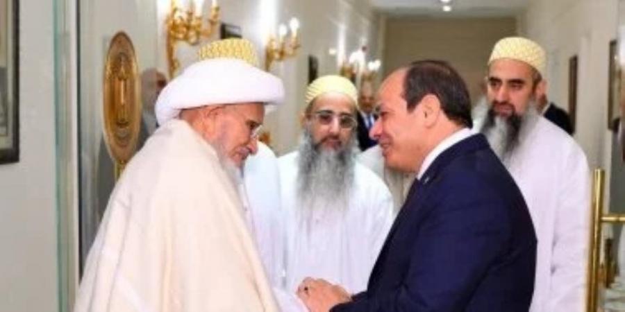الرئيس السيسى يستقبل سُلطان "البهرة" بالهند وأنجاله.. فيديو - عرب فايف