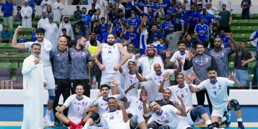 طائرة الهلال تهزم الاتحاد في كأس الاتحاد السعودي  - عرب فايف