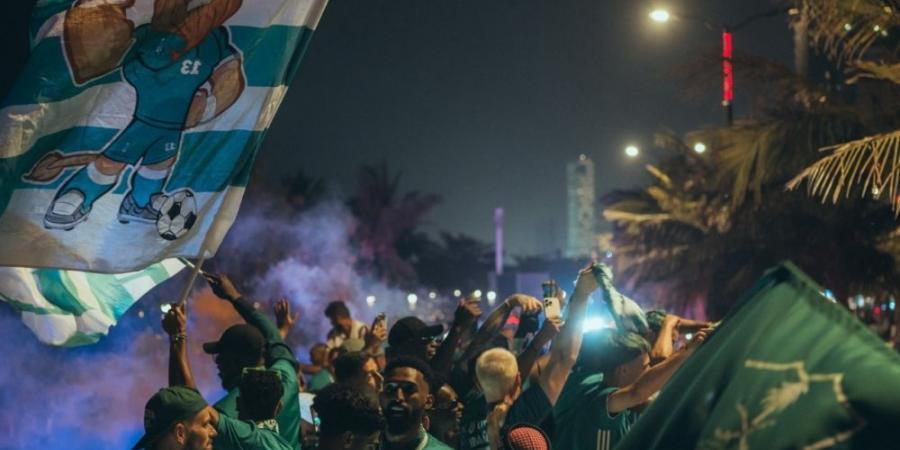 وصلة غناء وزخم جماهيري.. حفل الأهلي مُبهر في جدة  - عرب فايف