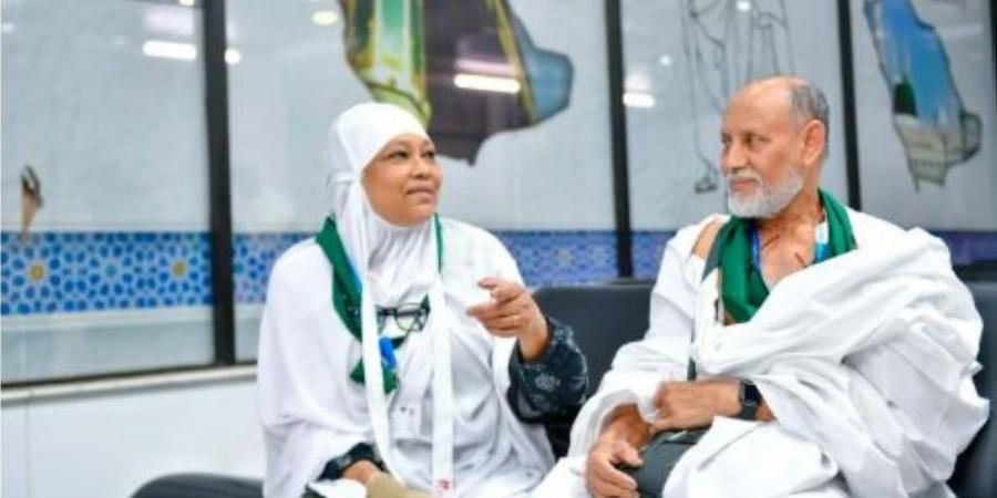 زوجان من بنجلاديش.. رحلة من أمريكا لأداء الحجة الأولى عبر طريق مكة - عرب فايف