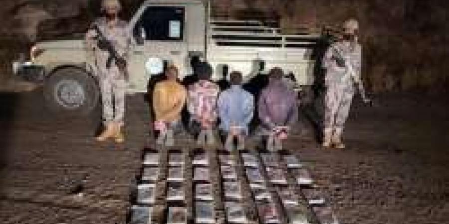 ضبط أربعة مخالفين لنظام أمن الحدود في عسير - عرب فايف