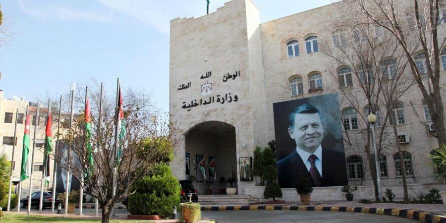 وزير الداخلية يوعز بالافراج عن (390) موقوفا اداريا - عرب فايف