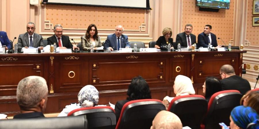 النائب إيهاب الطماوى يحسمها: عقود الإيجار التى تم توقيعها من٣٠ يناير ١٩٩٦ تخضع للقانون المدنى ولا علاقة لها بقانون الإيجار القديم - عرب فايف
