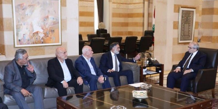سلام استقبل وفدًا من عشائر العربية في خلدة والسعديات: حريص على تحقيق العدالة في ملف خلدة - عرب فايف