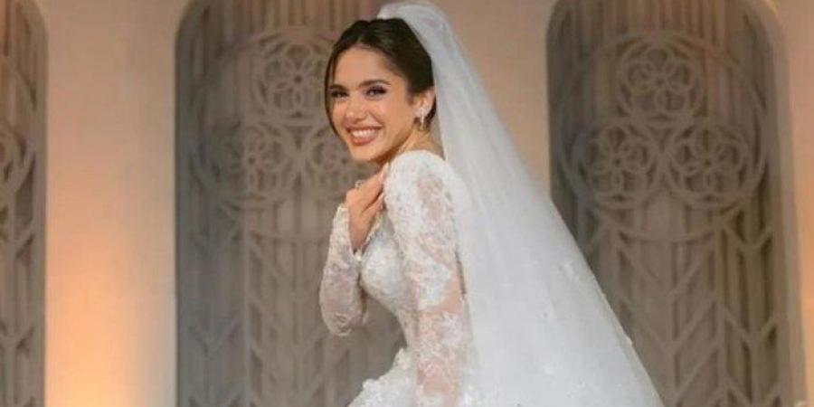 الفنانة رنا رئيس تتألق بفستان زفاف استثنائي في ليلة العمر بحضور نجوم الفن - عرب فايف