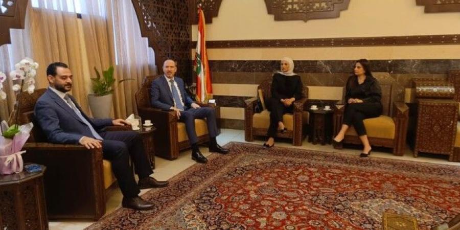 ابو حيدر زار محافظ الجنوب واطلعه على حملات وزارة الاقتصاد لموسم الصيف - عرب فايف