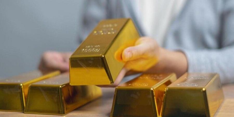 الذهب يصعد بأكثر من 2 بالمئة وسط ترقب لاجتماع المركزي الأميركي - عرب فايف