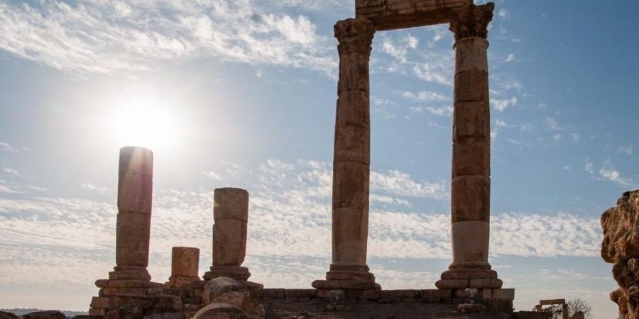 أجواء دافئة إلى حارة حتى السبت - عرب فايف