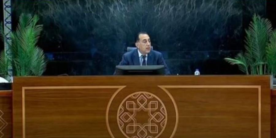 رئيس الوزراء: 6 مليارات دولار حجم صفقات الطروحات الحكومية  - عرب فايف