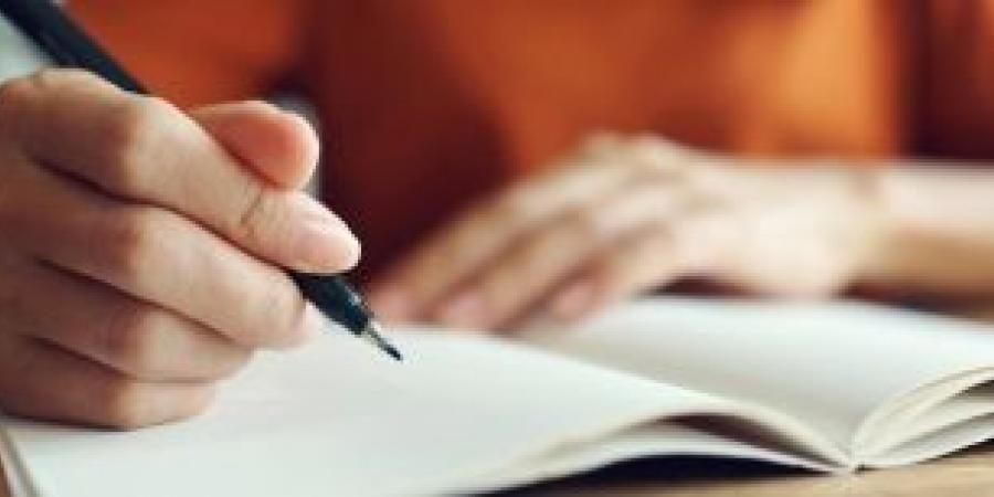 مكة المكرمة.. ضبط مقيم بتهمة نشر إعلانات حملات حج وهمية - عرب فايف