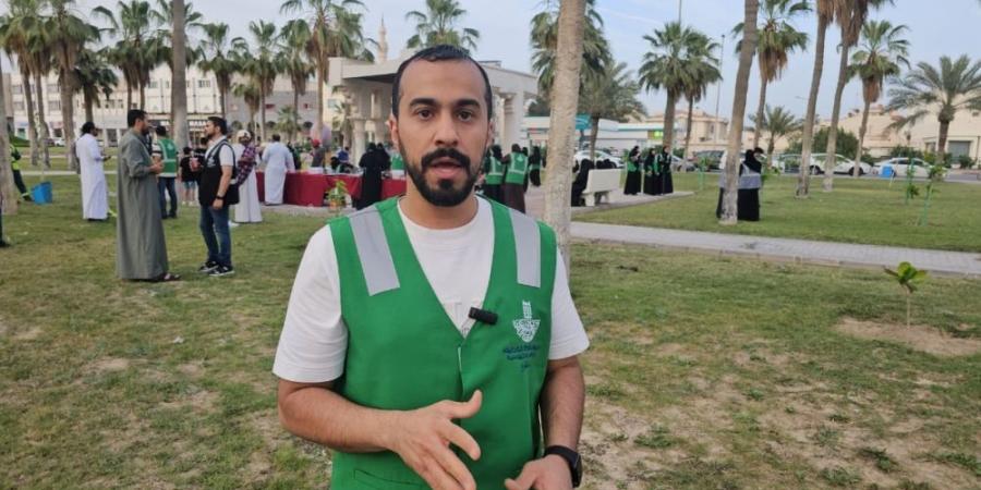 فيديو| القطيف.. مبادرات لزراعة التوت واللوز والأشجار في الشوارع - عرب فايف