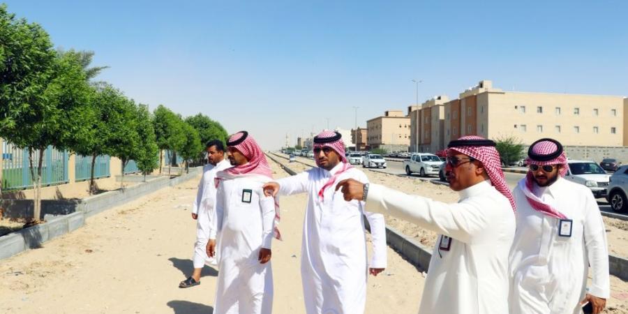 مساحات خضراء وممشى.. مشاريع جديدة لتحسين الخدمات في النعيرية - عرب فايف