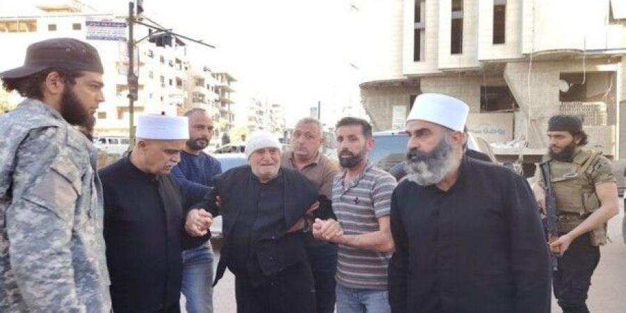 السلطات السورية اطلقت سراح دفعة جديدة من الموقوفين على خلفية أحداث صحنايا وأشرفية صحنايا بريف دمشق - عرب فايف