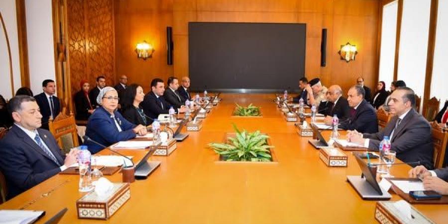 وزير الخارجية يترأس الاجتماع الوزاري الرابع للجنة العليا الدائمة لحقوق الإنسان - عرب فايف