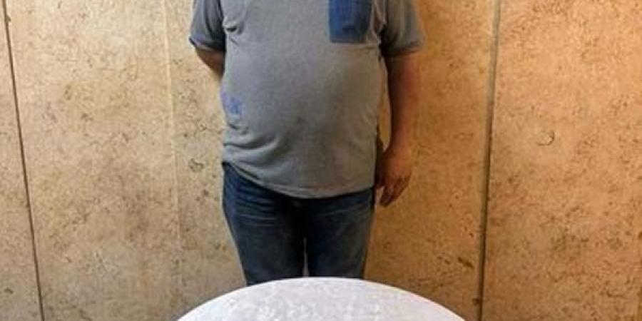 ضبط سائق أطلق أعيرة "رش" تجاه الكلاب بالقاهرة..فيديو - عرب فايف