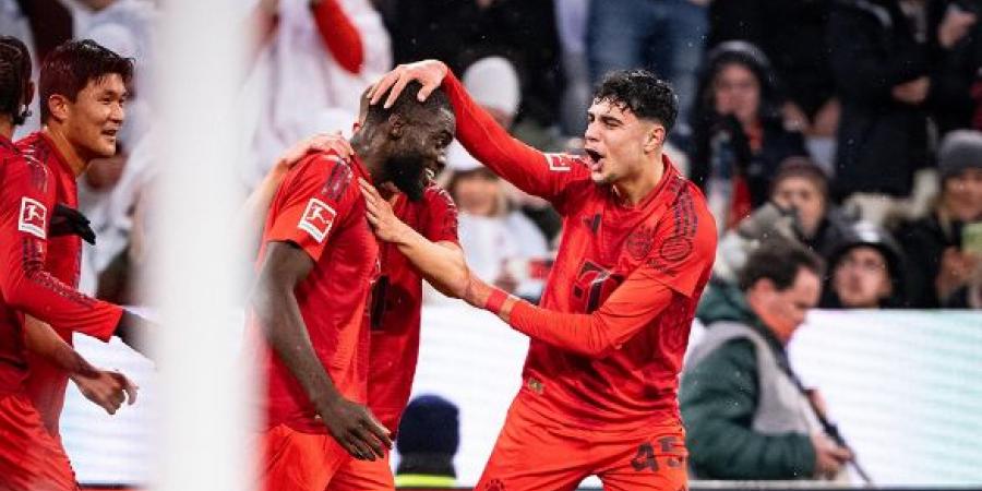 بايرن ميونخ يحتفل بلقب الدوري الألماني بثنائية في شباك مونشنجلادباخ - عرب فايف