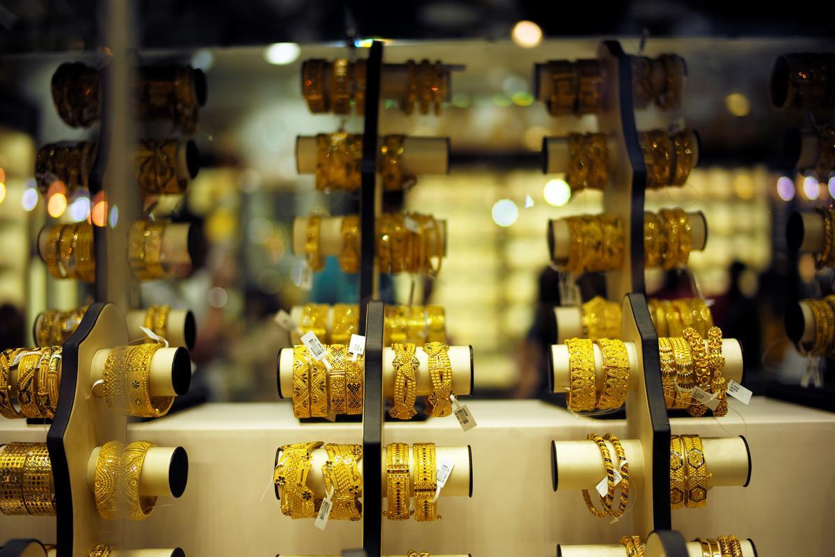 هبوط طفيف في سعر الذهب في مصر اليوم الجمعة 10 يناير 2025 مع بداية التداولات الصباحية 5 هبوط طفيف في سعر الذهب في مصر اليوم الجمعة 10 يناير 2025 مع بداية التداولات الصباحية