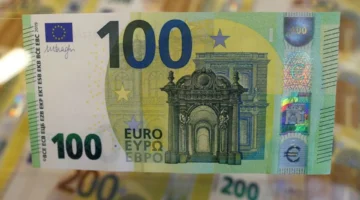 ثبات ملحوظ.. سعر ١٠٠ اورو بالدينار الجزائري في سوق السكوار بيع وشراء اليوم السبت 11 يناير 2025