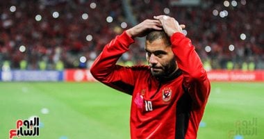 الأهلي يتوج بلقب الدوري المصري الـ31 بتفوقه على الزمالك 5 الأهلي يتوج بلقب الدوري المصري الـ31 بتفوقه على الزمالك