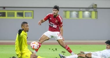الأهلي يتفاوض مع وكيل كريستو لتحديد مستقبل اللاعب بعد رد الصفاقسي 5 الأهلي يتفاوض مع وكيل كريستو لتحديد مستقبل اللاعب بعد رد الصفاقسي