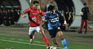 الأهلي وبيراميدز: 8 سيناريوهات لسباق بطولة الدوري 5 الأهلي وبيراميدز: 8 سيناريوهات لسباق بطولة الدوري
