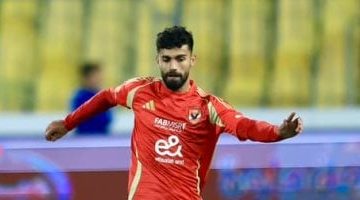 الأهلي يجري تبديلا جديدا: دخول رضا وعبد الفتاح وخروج طاهر وأكرم أمام سيراميكا