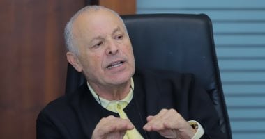 اجتماع أبو ريدة مع رؤساء الأندية للبحث في استعدادات الموسم المقبل 5 اجتماع أبو ريدة مع رؤساء الأندية للبحث في استعدادات الموسم المقبل