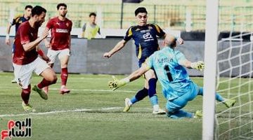 الأهلي يواصل صدارته بفوز مثير على سيراميكا