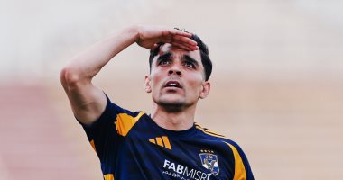 هدف بن شرقي يقود الأهلي للنصر أمام سيراميكا 5 هدف بن شرقي يقود الأهلي للنصر أمام سيراميكا