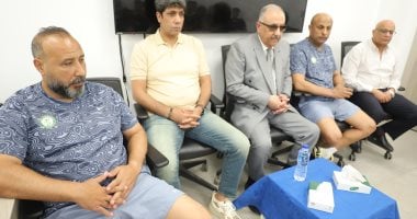 اجتماع رئيس البنك الأهلي مع الجهاز الفني واللاعبين قبل مواجهة الأهلي 5 اجتماع رئيس البنك الأهلي مع الجهاز الفني واللاعبين قبل مواجهة الأهلي